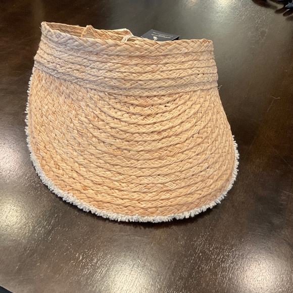 # 0304 284 0284 0332 HAT ATTACK VISOR STYLE: JUJA153 - Picture 1 of 3